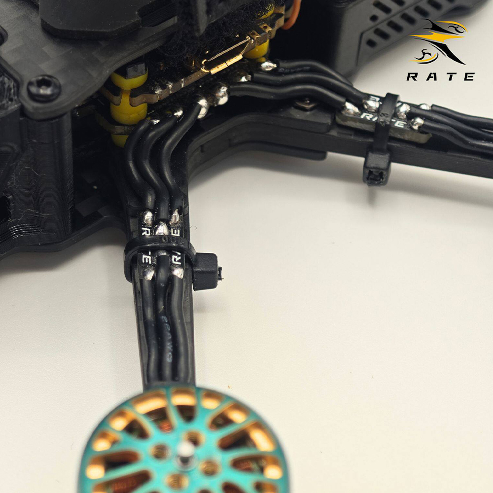 لوحة تمديد المحرك بقوة 40 أمبي - مراجعة Drone Racing Esc وسعره